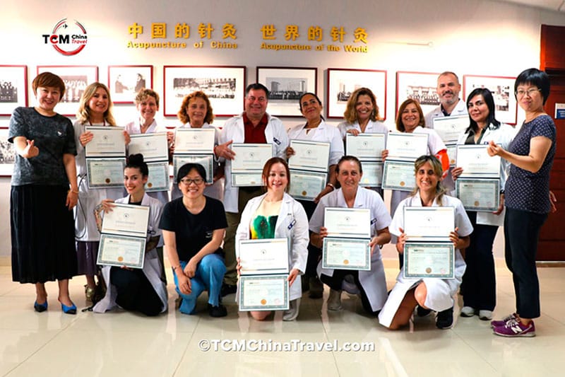 Imagen de alumnos de las prácticas intensivas en China de acupuntura y Medicina China